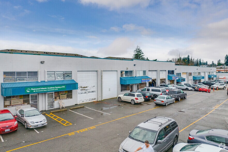 More Photos Of 8468 162 St, Surrey Light Distribution For Lease