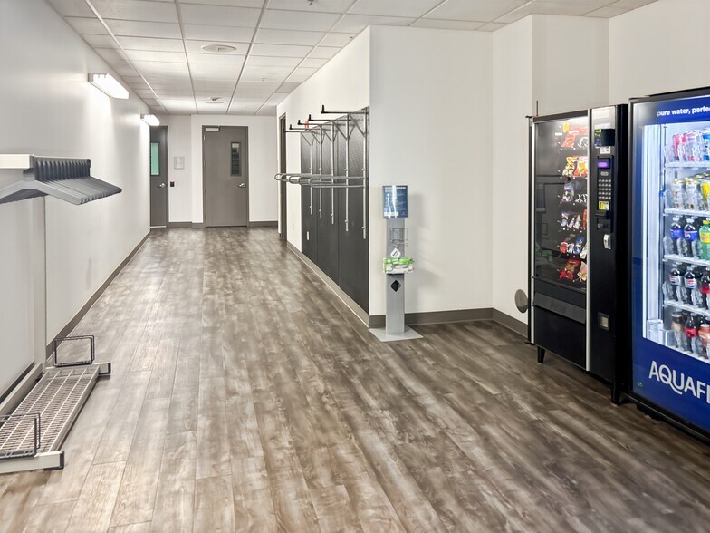 More Photos Of 4400 NE 77th Ave, Vancouver Coworking Space