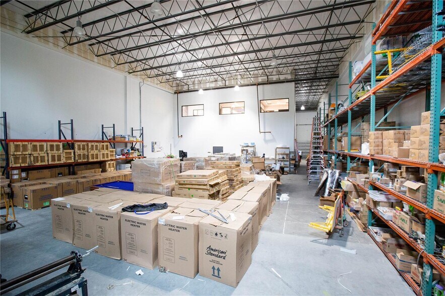 More Photos Of 1700 35th St, Orlando Warehouse For Lease