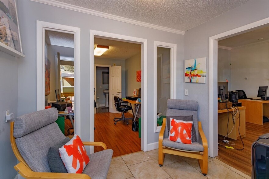 More Photos Of 37 Hill Ave, Orlando Flex For Sale