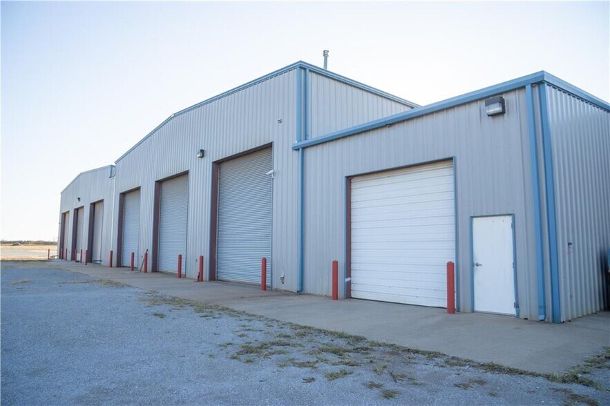 More Photos Of 6116 NW 178th St, Edmond Manufacturing For Lease