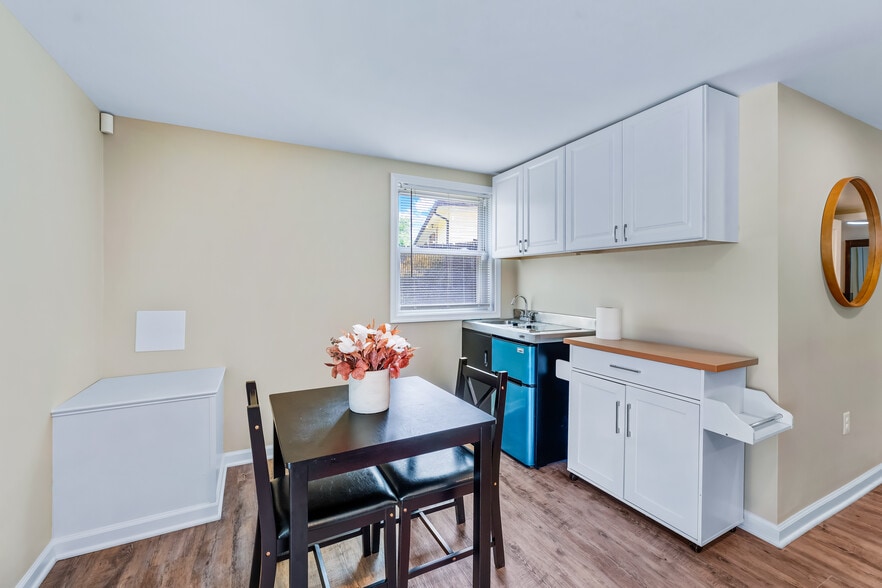 More Photos Of 208 Prenton St, Upper Marlboro Healthcare For Sale