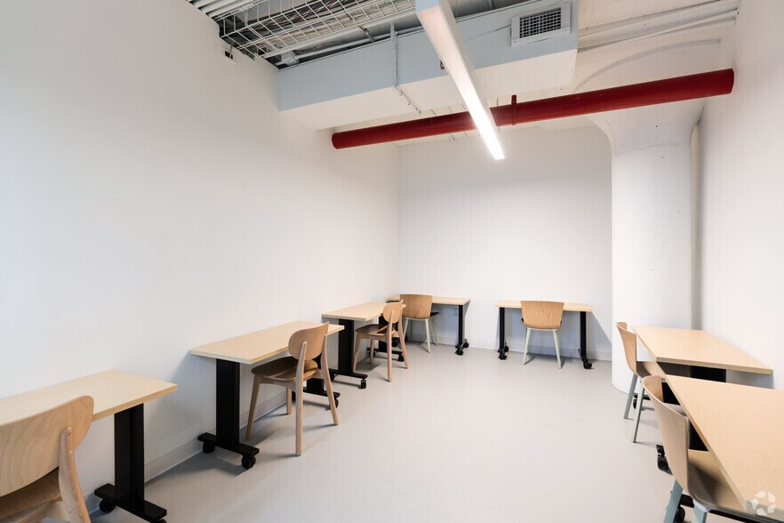 More Photos Of 31-00 47th Ave, Long Island City Industrial For Lease