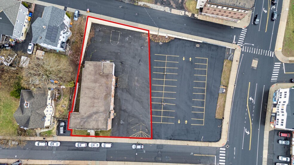 More Photos Of 19 Goodwill Ave, Meriden Specialty For Sale