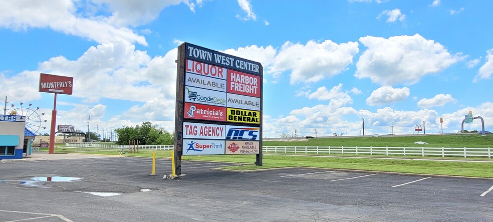 More Photos Of 5610-5648 W Skelly Dr, Tulsa Unknown For Lease