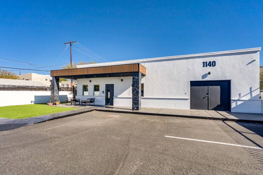 More Photos Of 1140 N Rosemont Blvd, Tucson Research And Development For Sale