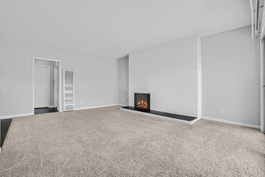 More Photos Of 11943 Kiowa Ave, Los Angeles Apartments For Sale