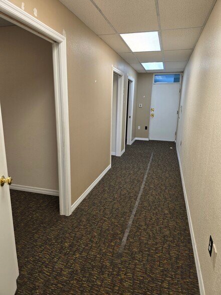 More Photos Of 7201-7205 Aloma Ave, Winter Park Office For Lease