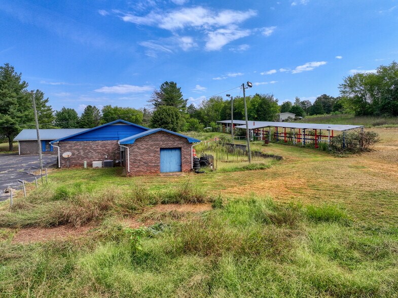 More Photos Of 10769 W Lee Hwy, Loudon Loft Creative Space For Sale