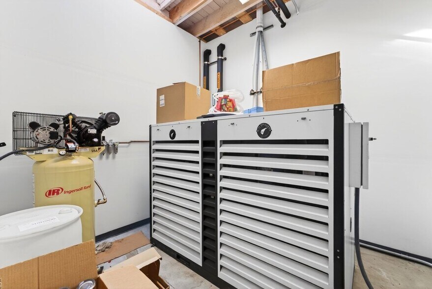 More Photos Of 625 Main St, Watsonville Freestanding For Sale