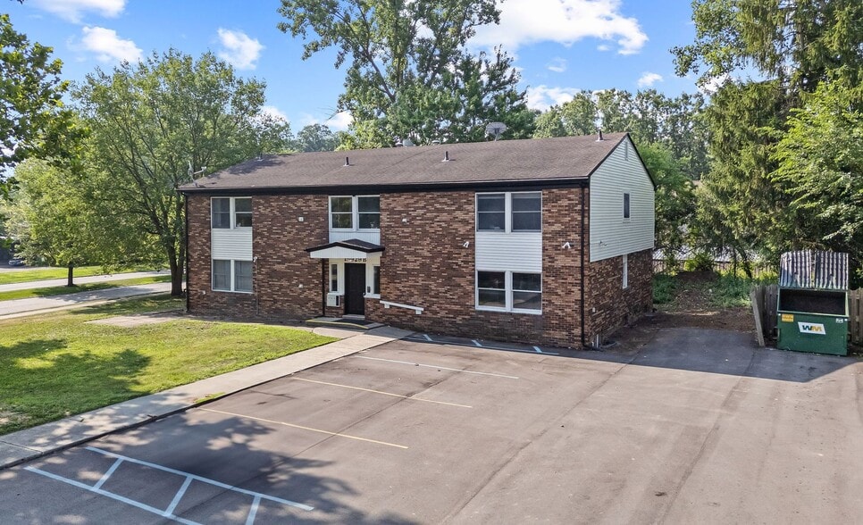 More Photos Of 15925-15929 W 11 Mile Rd, Southfield Apartments For Sale
