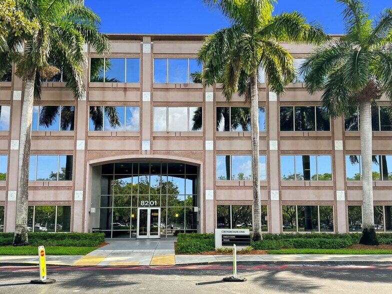 More Photos Of 8201 Peters Rd, Plantation Coworking Space