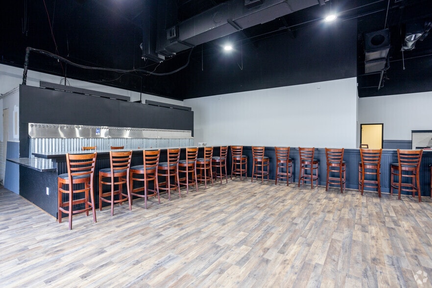 More Photos Of 18321 W Lake Houston Pky, Humble Unknown For Lease