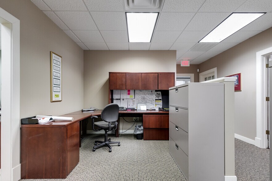 More Photos Of 11533 Nuckols Rd, Glen Allen Medical For Sale