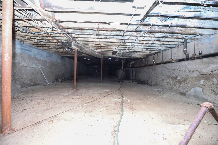 More Photos Of 350 Broadway, Kingston Storefront Retail Office For Sale