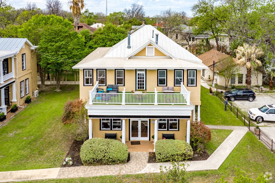 More Photos Of 1037 S Alamo St, San Antonio Hospitality For Sale