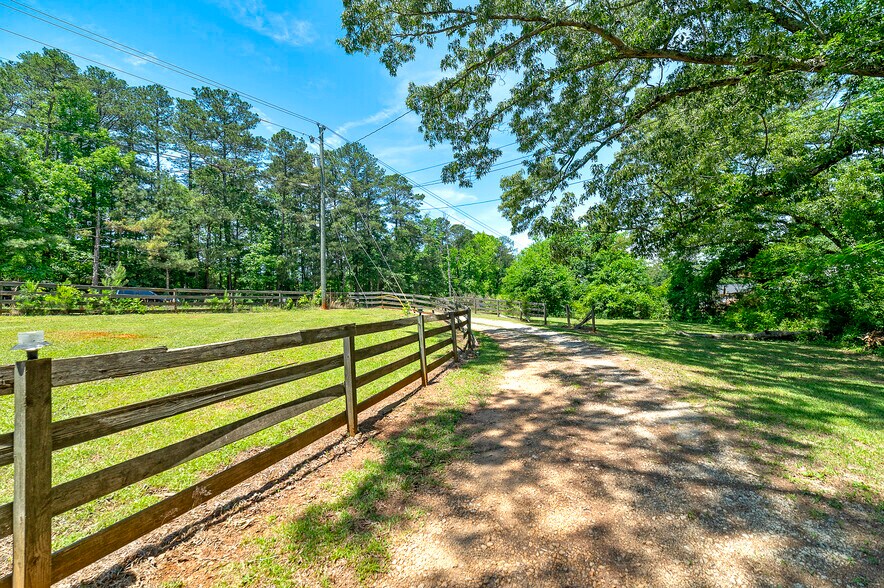 More Photos Of 2534 Highway 155 N, McDonough Land For Sale