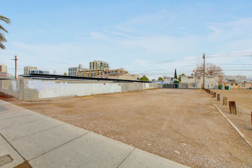 More Photos Of 715 Casino Center Blvd, Las Vegas Land For Sale