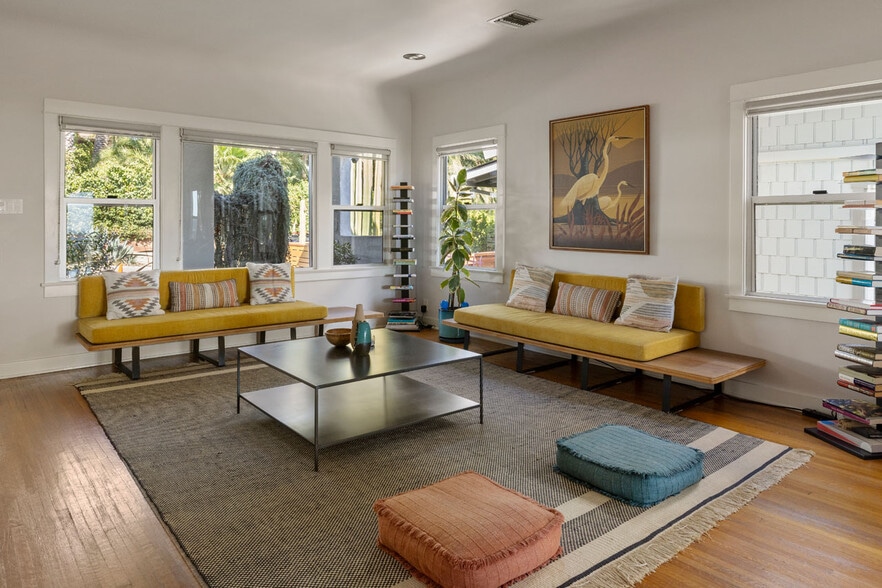 More Photos Of 1642 Elevado St, Los Angeles Multifamily For Sale