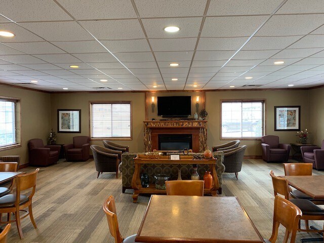 More Photos Of 1500 McAndrews Rd W, Burnsville Office For Lease