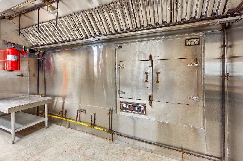 More Photos Of 4840 Strauss Ave, Indian Head Restaurant For Lease