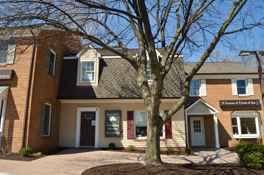 Primary Photo Of 731 Walker Rd, Great Falls Medical For Sale