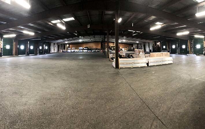 More Photos Of 2091 Boul Brookside, Winnipeg Industrial For Lease
