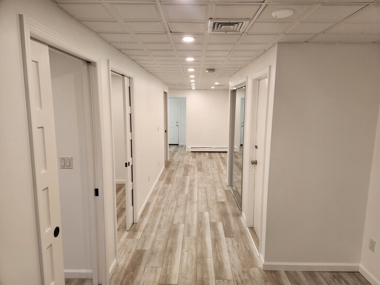 More Photos Of 33 E Main St, East Islip Office For Sale