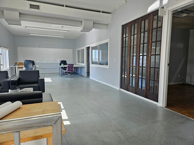 More Photos Of 400 US Highway 46 W, South Hackensack Freestanding For Lease