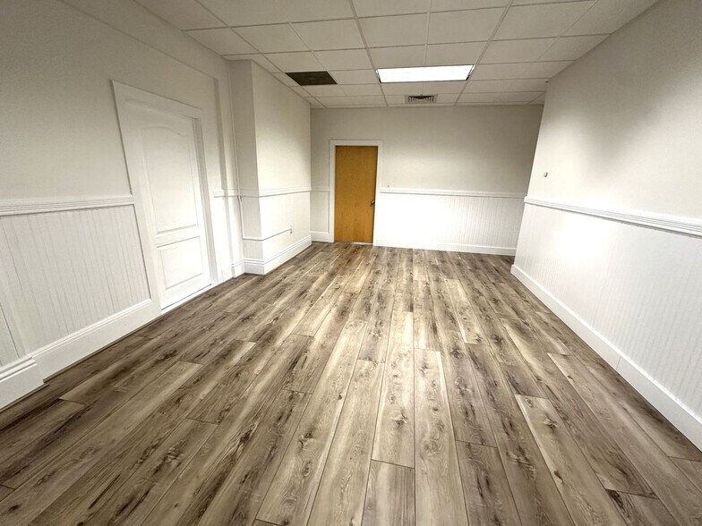 More Photos Of 5 Warren St, Concord Storefront Retail Office For Lease