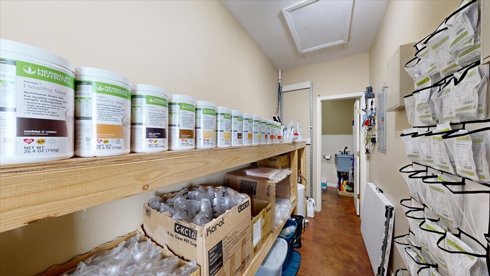 More Photos Of 113 Bo Bo Dr, Crystal Springs Freestanding For Lease