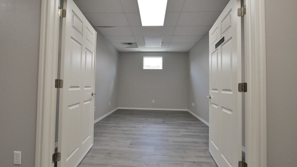More Photos Of 21230 Kingsland Blvd, Katy Loft Creative Space For Lease