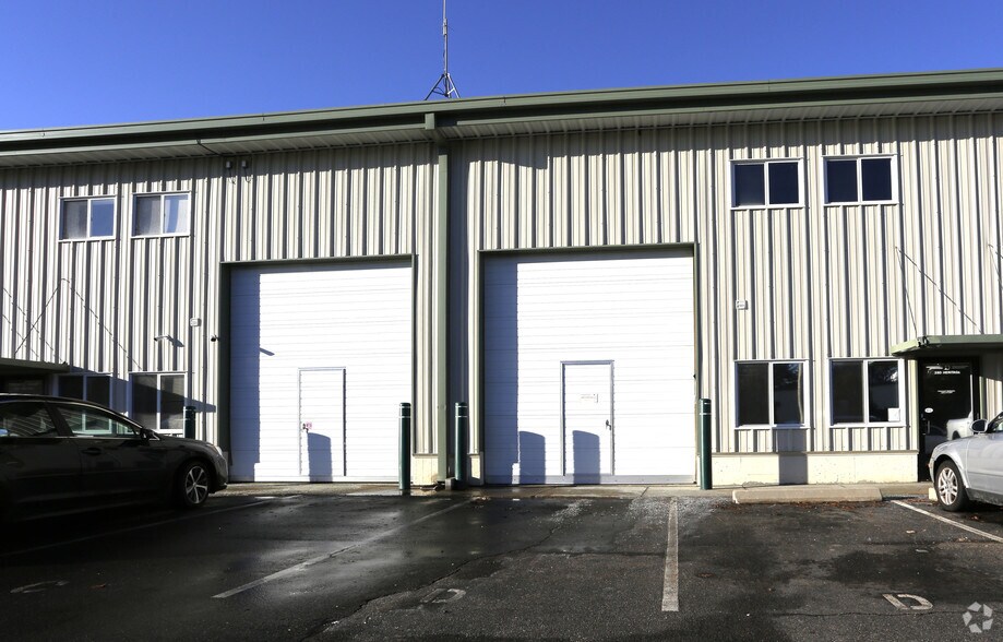More Photos Of 280 Heritage Ave, Portsmouth Warehouse For Sale
