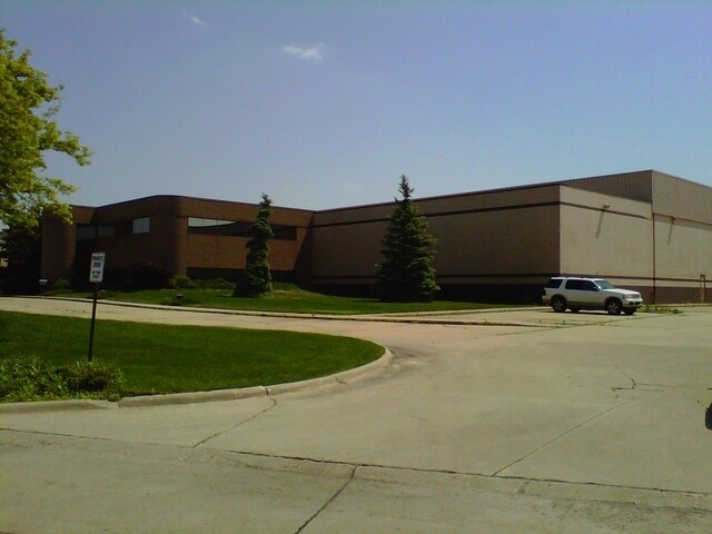 Primary Photo Of 33842 James J. Pompo Dr, Fraser Manufacturing For Sale