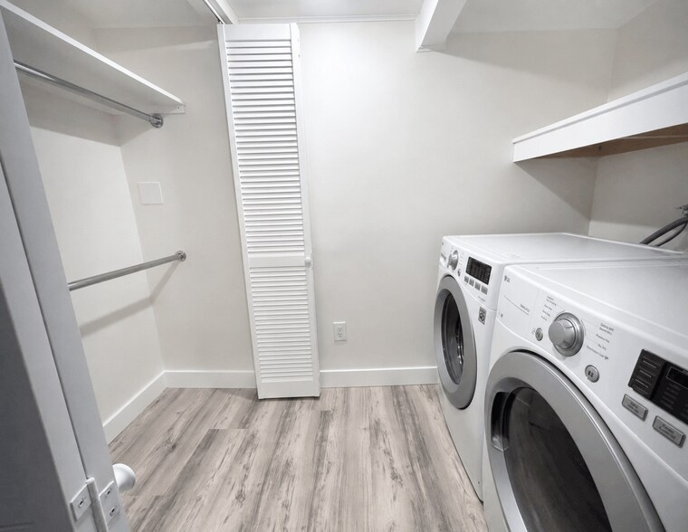 More Photos Of 439 S Oakhurst Dr, Beverly Hills Apartments For Sale