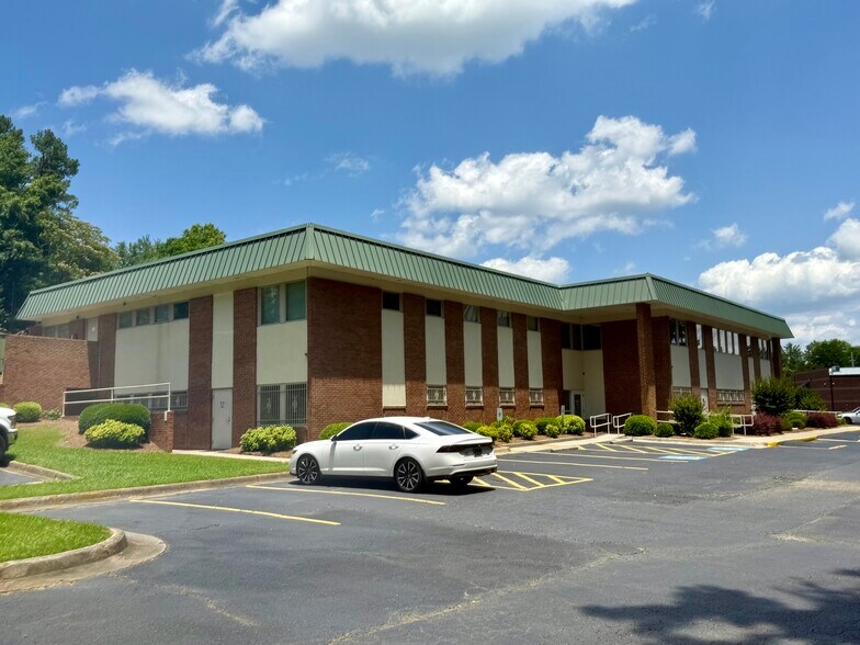 More Photos Of 750 N Cobb St, Milledgeville Medical For Sale