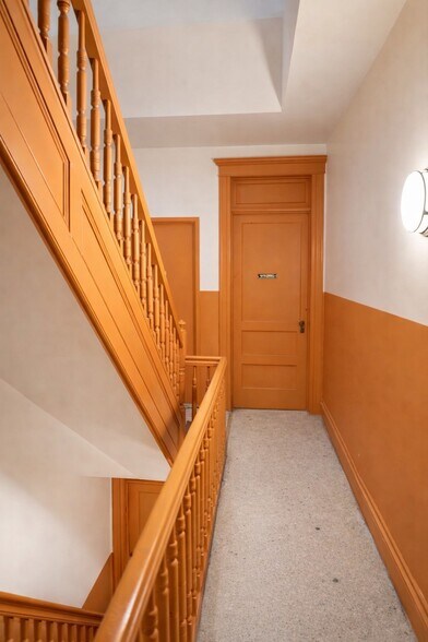 More Photos Of 1679 Gates Ave, Ridgewood Apartments For Sale