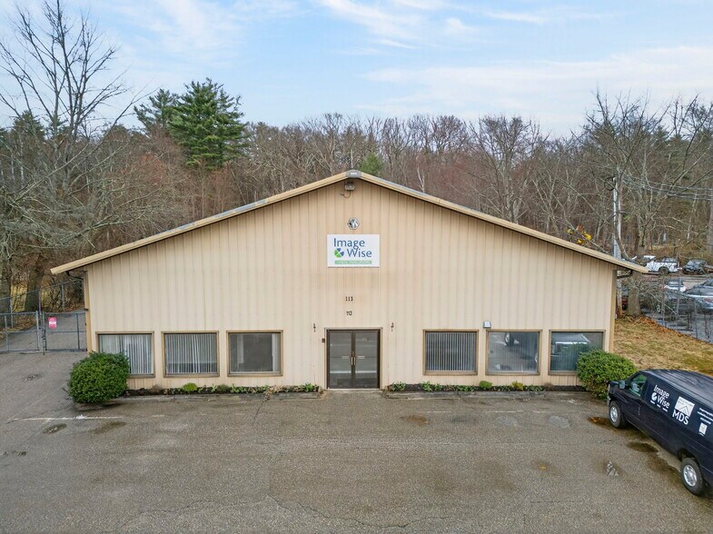 More Photos Of 113 Lafayette Rd, Hampton Falls Light Manufacturing For Lease