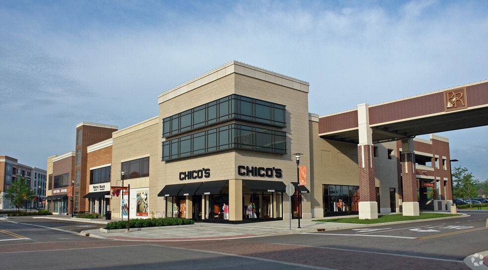 More Photos Of 595 Village Center Dr, Burr Ridge Storefront For Lease