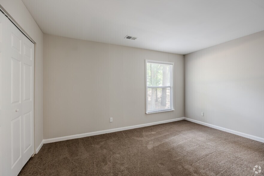 More Photos Of 3100 Godby Rd, College Park Apartments For Sale