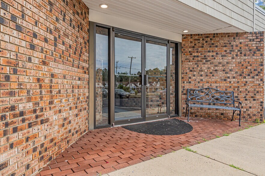 More Photos Of 75 Lacey Rd, Whiting Medical For Lease