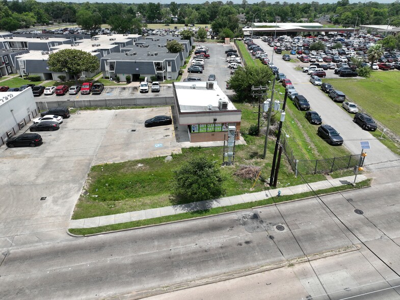 More Photos Of 319 Tidwell Rd, Houston Freestanding For Sale