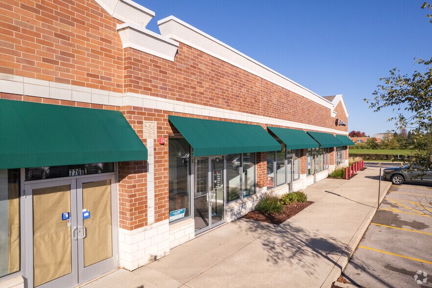 More Photos Of 702-750 S Randall Rd, Algonquin Unknown For Lease