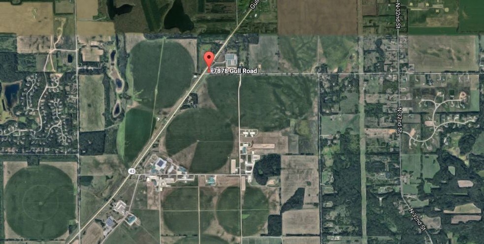 More Photos Of 7878 Gull Rd, Richland Warehouse For Lease