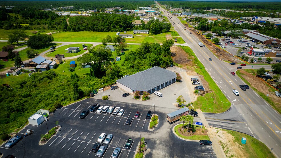 More Photos Of 5177 Southport-Supply Rd, Southport General Retail For Sale