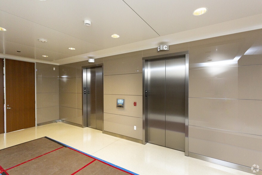 More Photos Of 959 Seward St, Los Angeles Office For Lease
