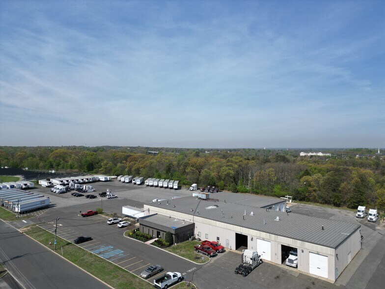 Primary Photo Of 48 Ironside Ct, Willingboro Warehouse For Lease