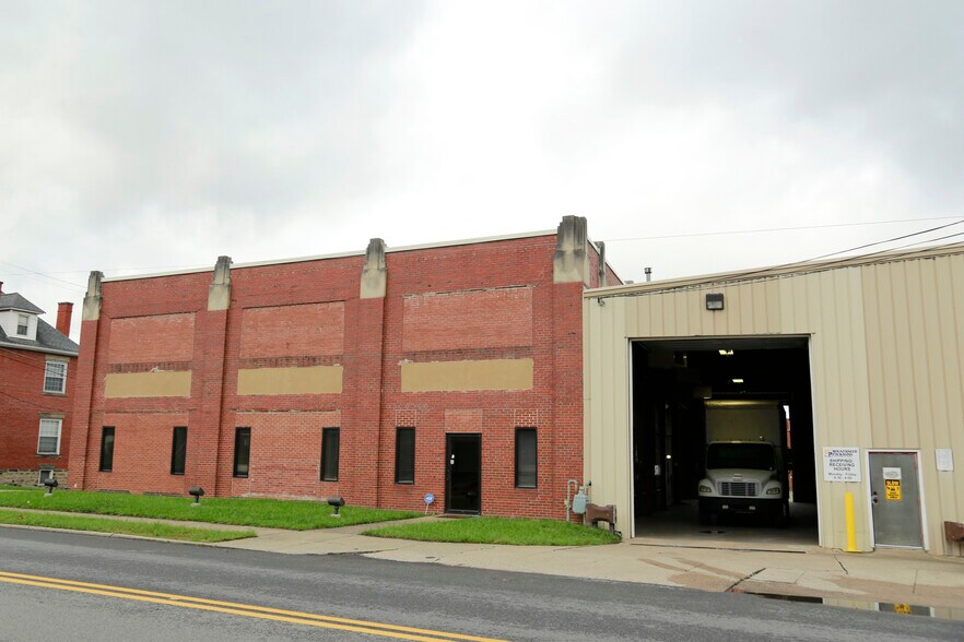 More Photos Of 1200 Morgantown Ave, Fairmont Warehouse For Sale