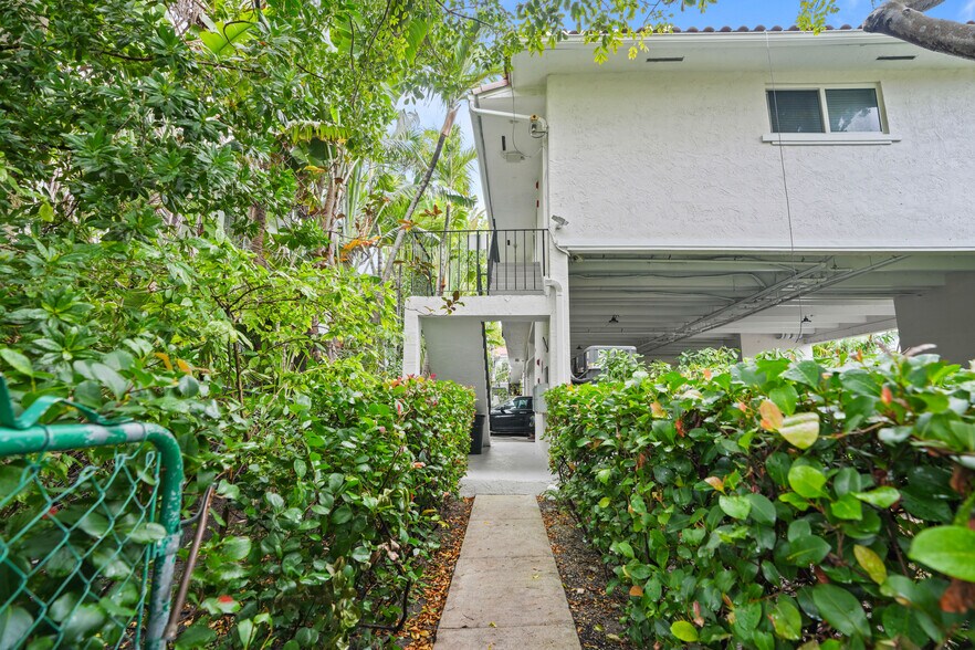 More Photos Of , Miami Beach Multifamily For Sale