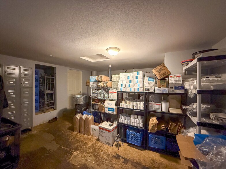 More Photos Of 57 E Main St, Walla Walla Restaurant For Lease